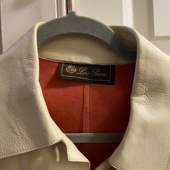 Loro Piana Beige Leather Jacket – Size 48 – Red Lining – Excellent Condition - Picture 2 of 5